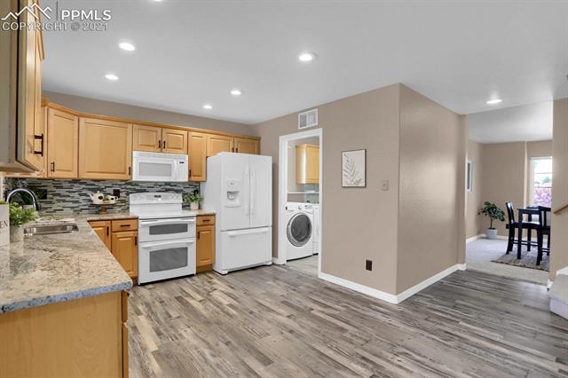 8317 Ivory Loop Peyton, CO 80831 - Photo 10 of 35