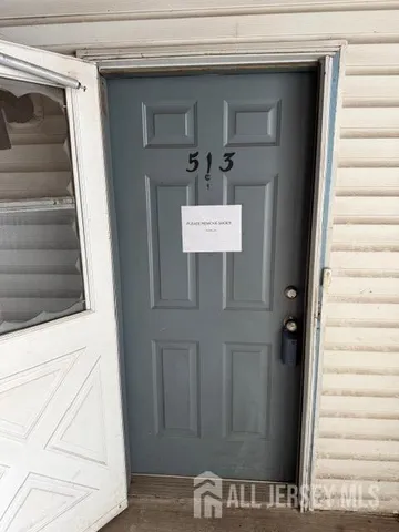 $2,400 | 513 Waterford Drive, Edison, NJ 08817