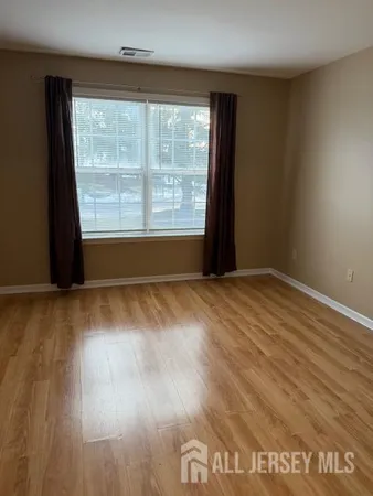 $2,400 | 513 Waterford Drive, Edison, NJ 08817