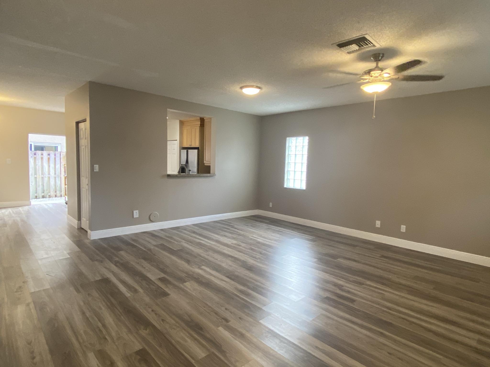 16063 Emerald Cove Road Weston, FL 33331 - Photo 5 of 35 B8AEAB0A-417A-412C-B299-D35F58D32A9C
