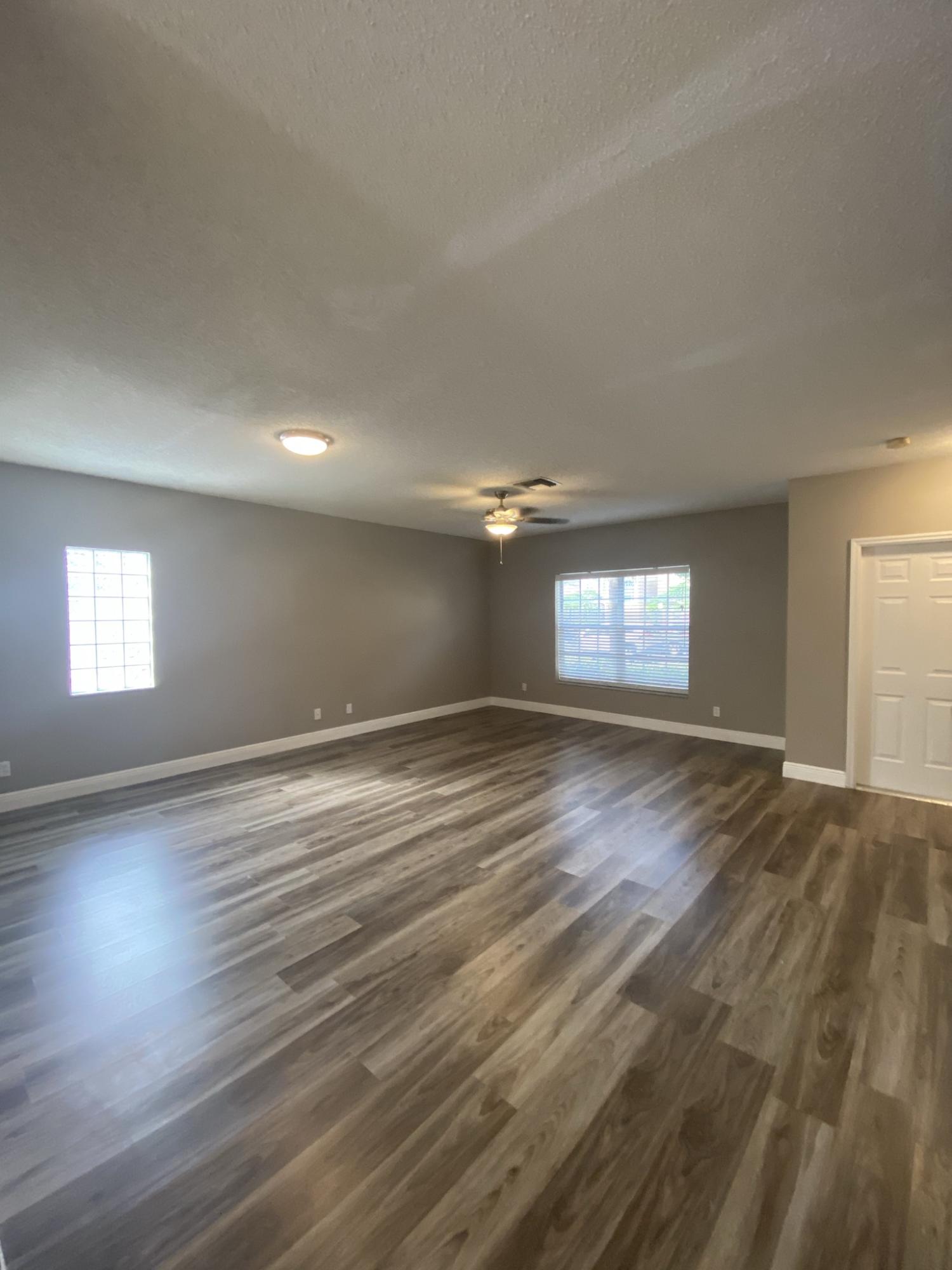 16063 Emerald Cove Road Weston, FL 33331 - Photo 8 of 35 4CD26849-0E01-45C3-927B-962800DAE15E