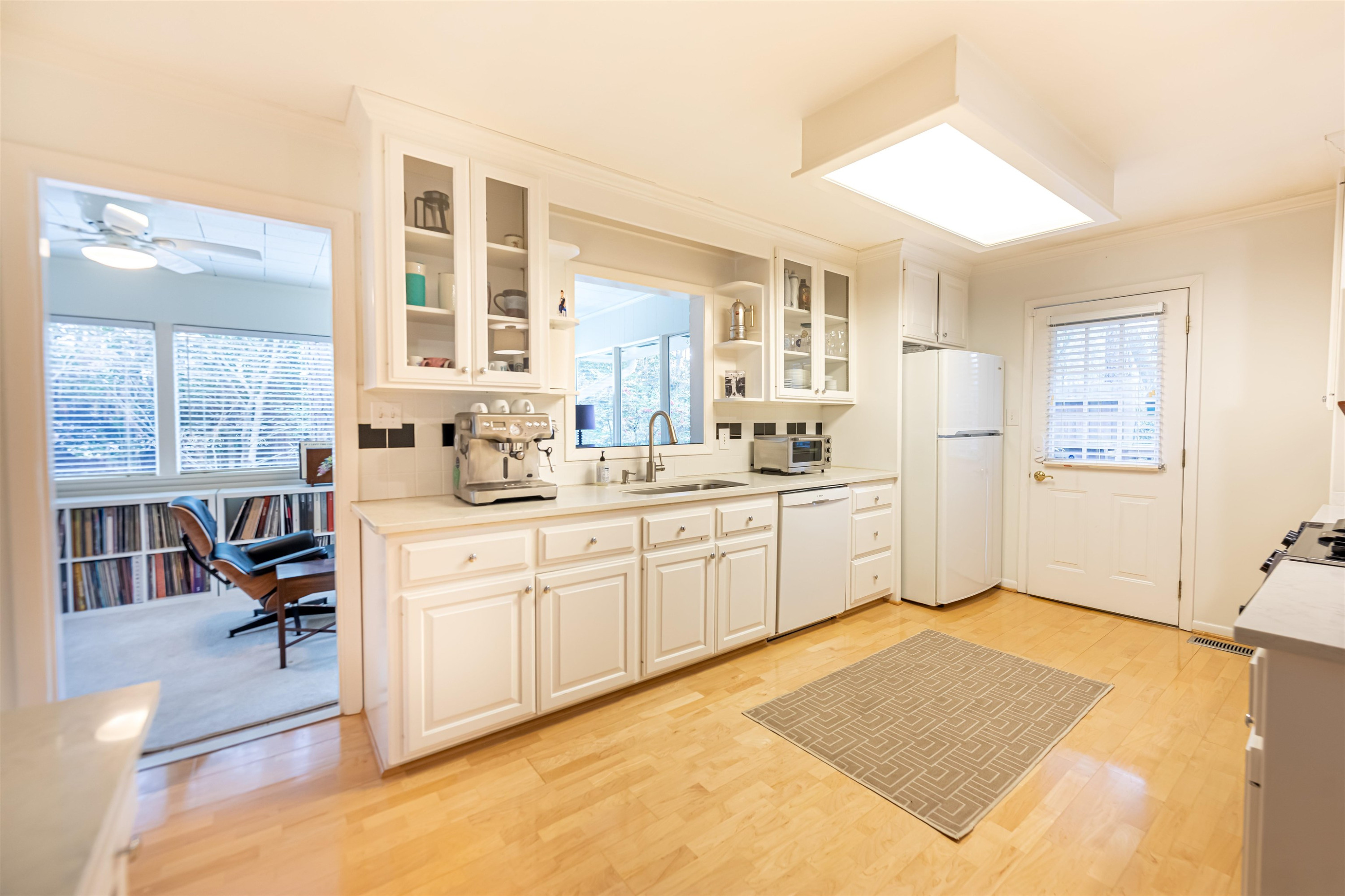 3201 Coleridge Drive Raleigh, NC 27609 - Photo 19 of 35 Photo 20
