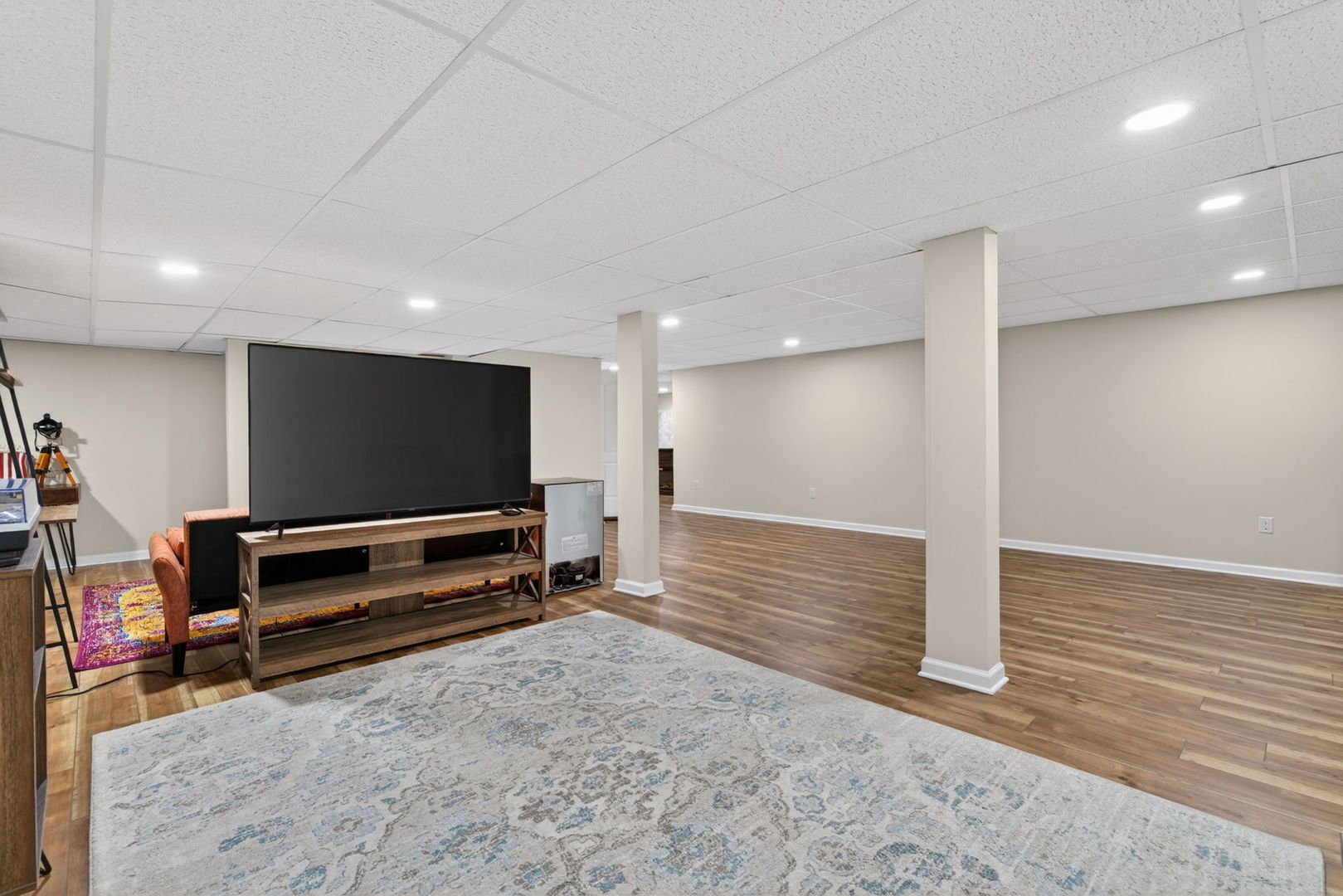 2031 Locust Road Morris, IL 60450 - Photo 26 of 32 a view of a livingroom with furniture