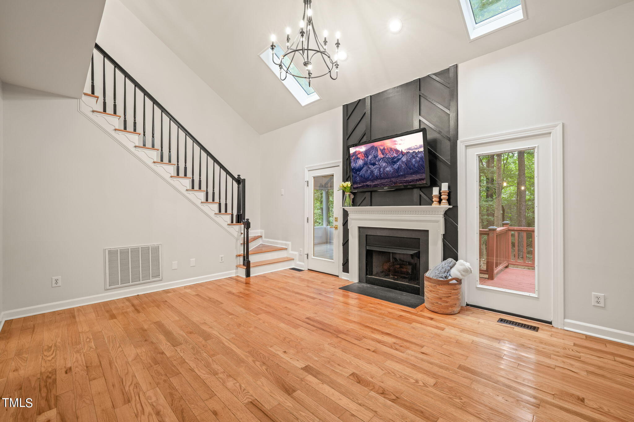 5108 Celbridge Place Raleigh, NC 27613 - Photo 11 of 59 Living Room