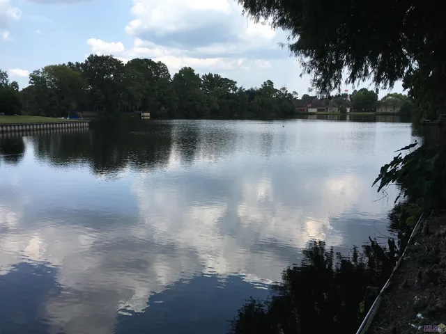 $130,000 | 2421 Aubin Lane, Baton Rouge, LA 70816