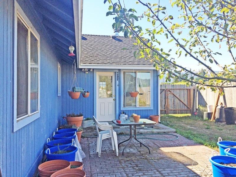 161 Meadow Bridge Lane Rio Dell, CA 95562 - Photo 7 of 21