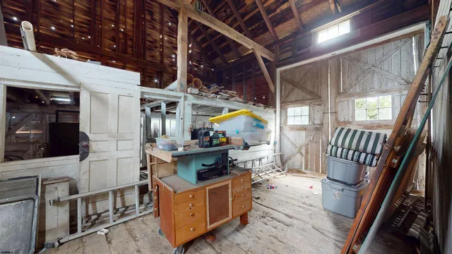 a picture of a white wall with white walls