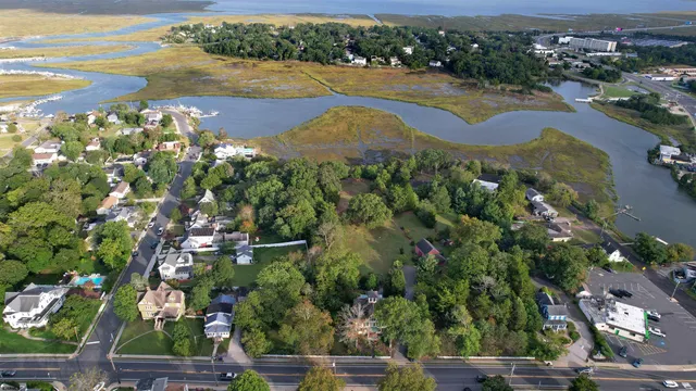 $899,900 | 40 North Shore Road, Absecon, NJ 08201