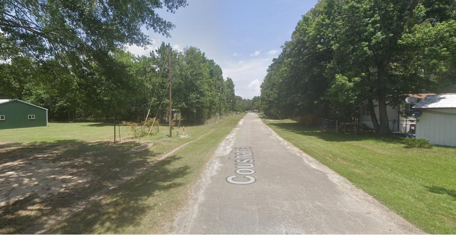 193 Coushatta Onalaska, TX 77360 - Photo 2 of 4 a view of a park with trees
