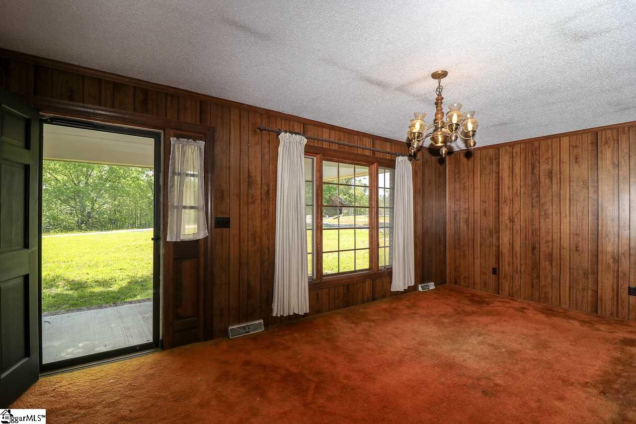 423 Stamey Valley Road Travelers Rest, SC 29690 - Photo 4 of 36