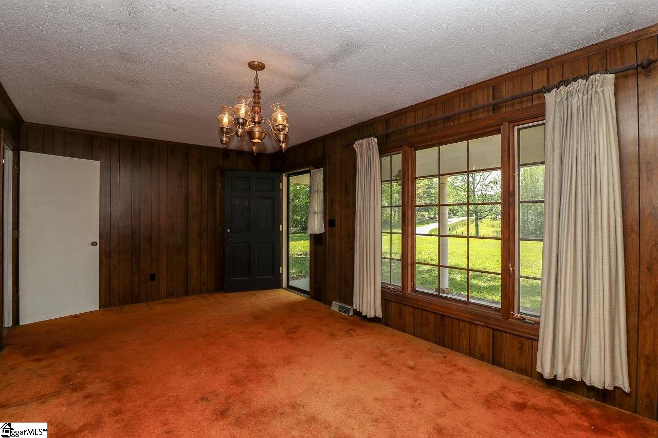 423 Stamey Valley Road Travelers Rest, SC 29690 - Photo 5 of 36