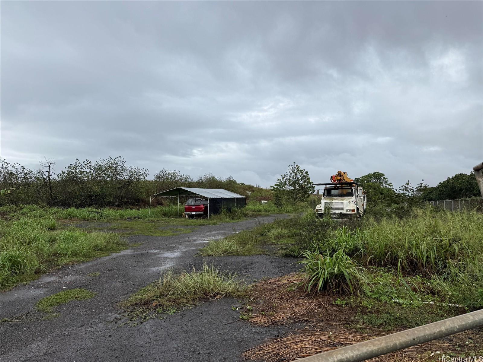 94-1100 Kunia Road, Unit 66 Waipahu, HI 96797 - Photo 2 of 9 ENTERING PRIVATE ROAD