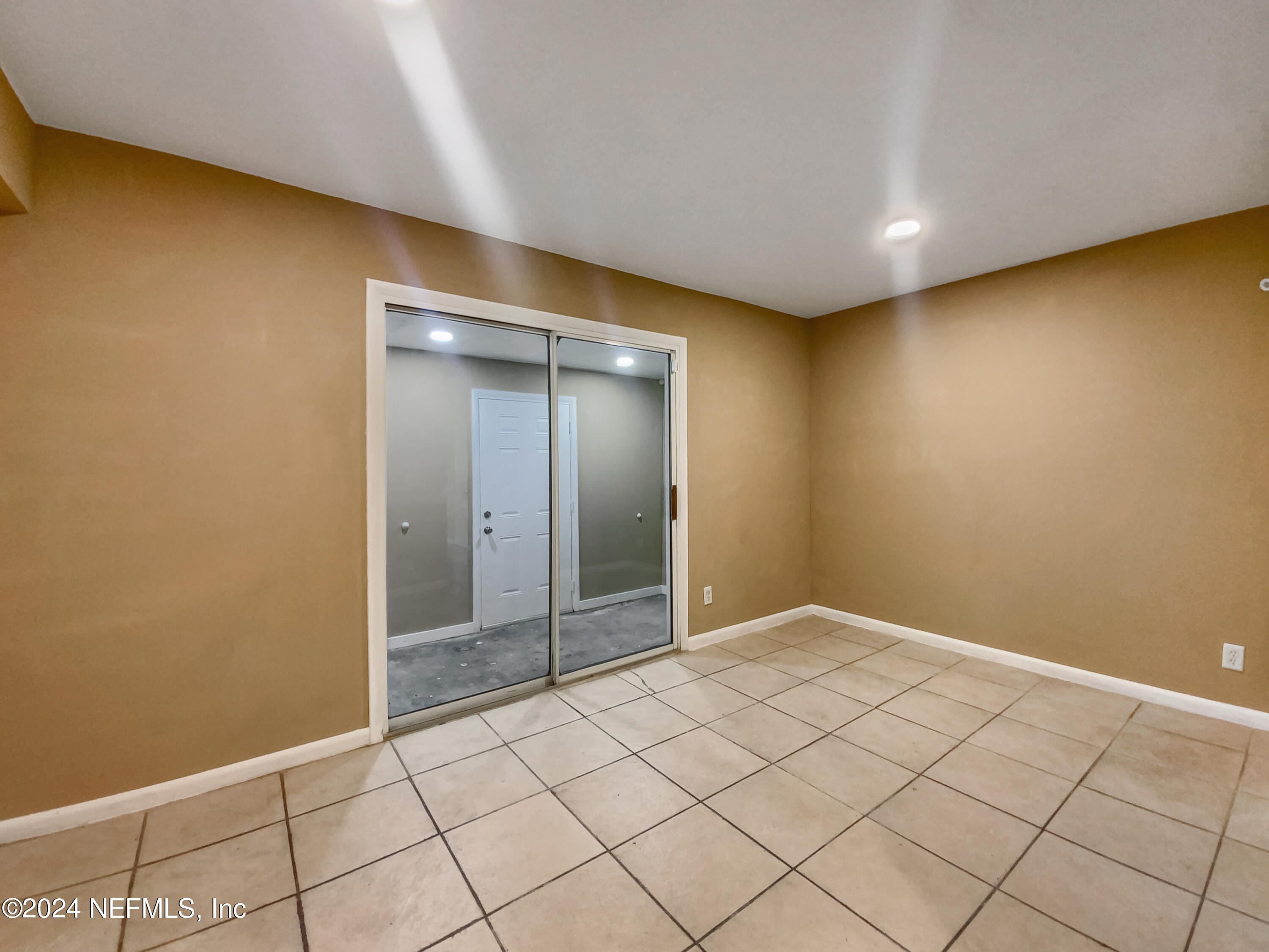 710 Cavalla Road Atlantic Beach, FL 32233 - Photo 9 of 17 a view of an empty room