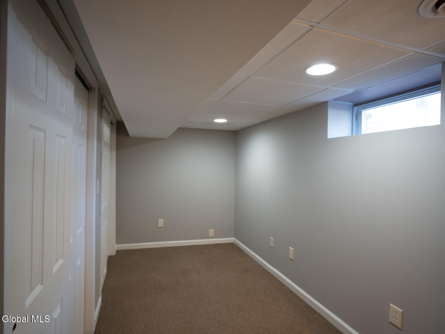 930 Riverview Road Niskayuna, NY 12309 - Photo 19 of 30 DSC05148