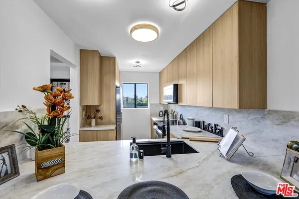 $496,000 | 26051 Vermont Avenue, Unit 206C, Harbor City, CA 90710