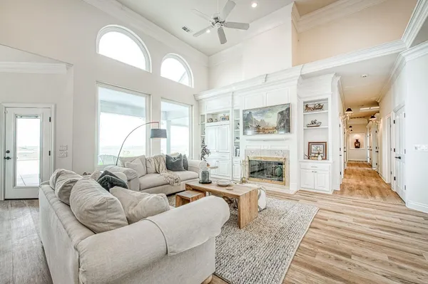 $2,950,000 | 18300 Watts Valley Road, Sanger, CA 93657