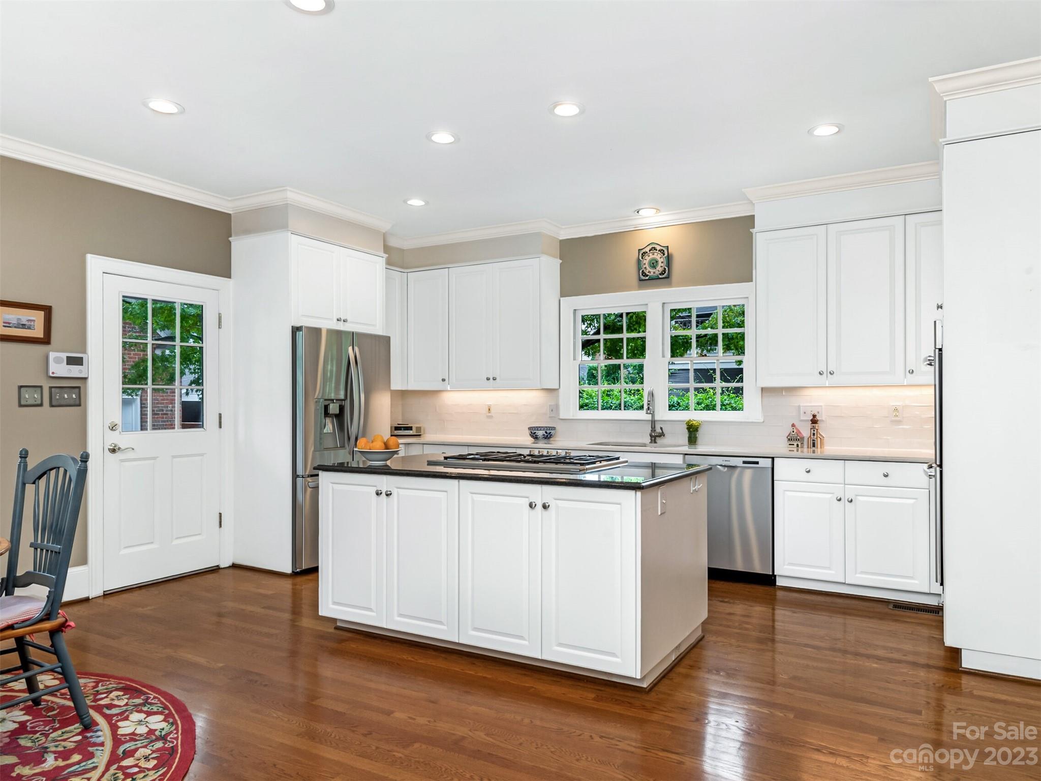 1833 Sterling Road Charlotte, NC 28209 - Photo 10 of 32 Gallery Image 10