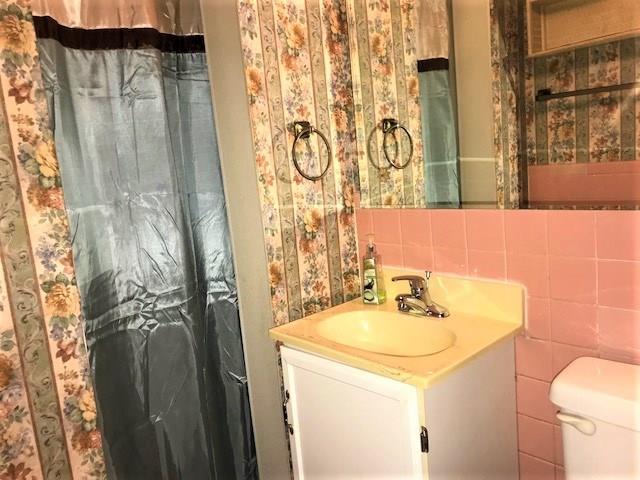1040 State Road Monessen, PA 15062 - Photo 23 of 24 Basement Full Bath