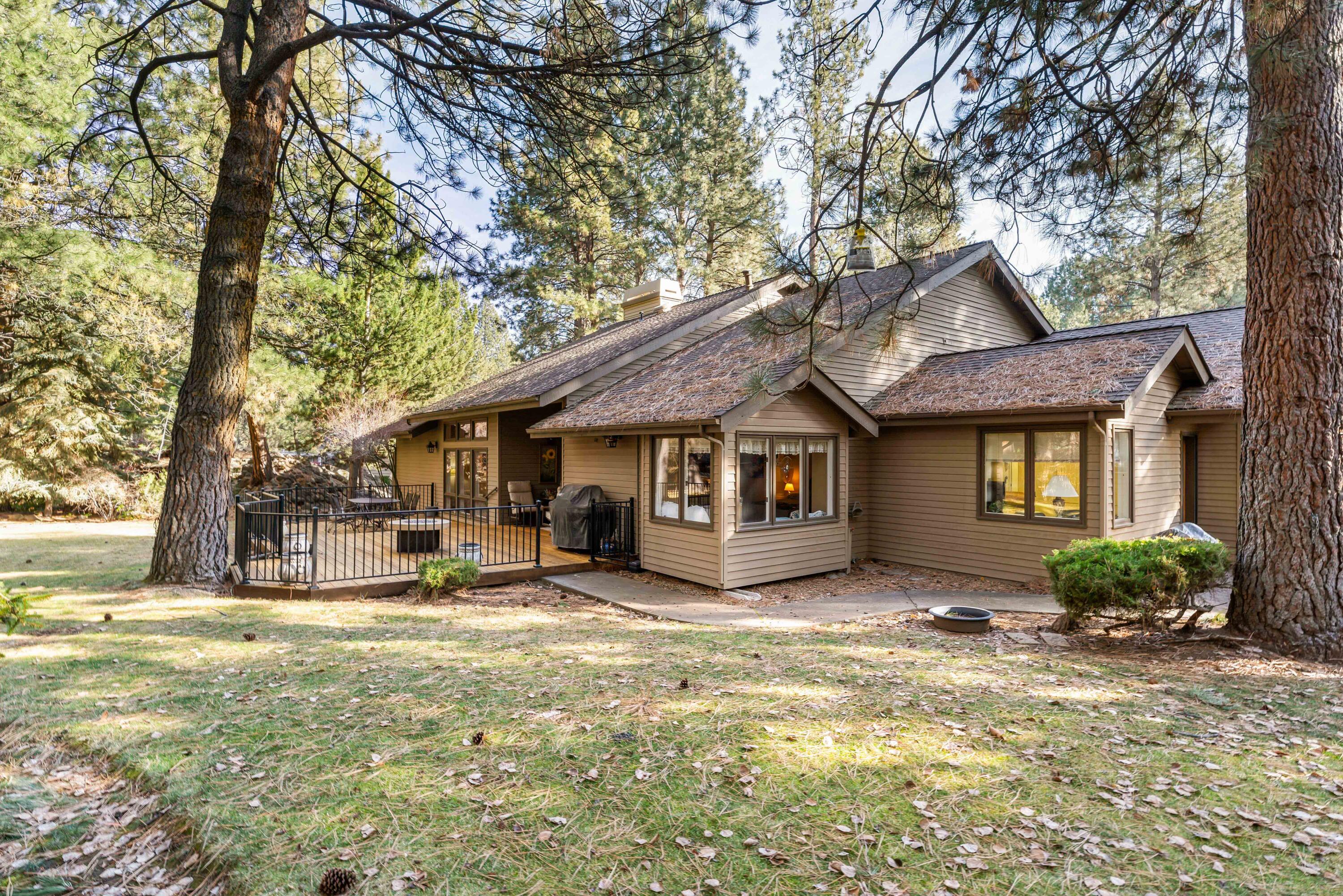 20388 Mission Ridge Court Bend, OR 97702 - Photo 36 of 46 41-Exterior