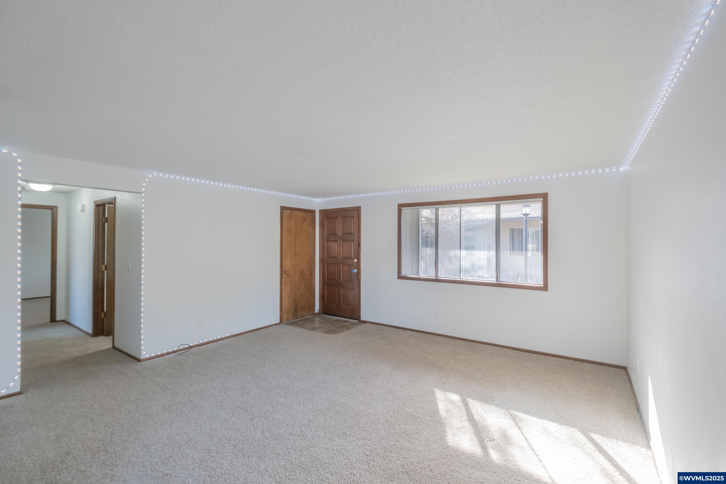 3928 Auburn Road Northeast Salem, OR 97301 - Photo 14 of 45
