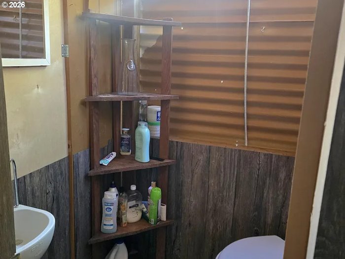 2133 Spring Brook Road Myrtle Creek, OR 97457 - Photo 13 of 18