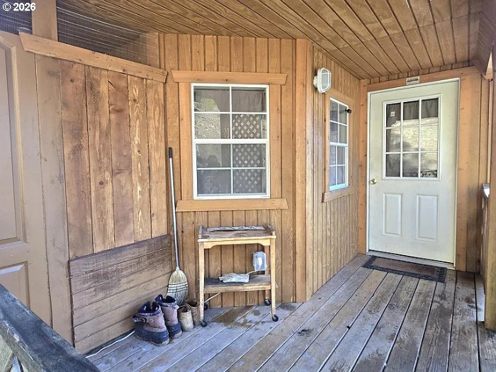 2133 Spring Brook Road Myrtle Creek, OR 97457 - Photo 9 of 18