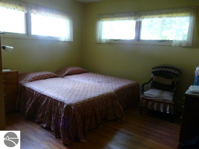 7091 East Shore Road Traverse City, MI 49686 - Photo 10 of 11 1695370-9.JPG