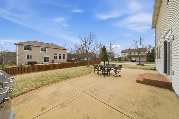 $439,900 | 1836 Ness Way, Montgomery, IL 60538