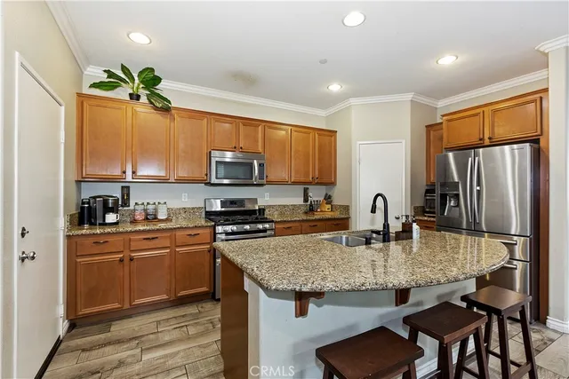 $560,000 | 15723 Parkhouse Drive, Unit 97, Fontana, CA 92336