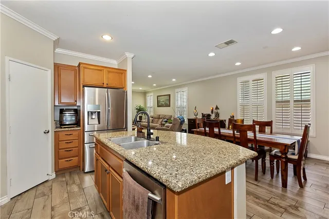 $560,000 | 15723 Parkhouse Drive, Unit 97, Fontana, CA 92336