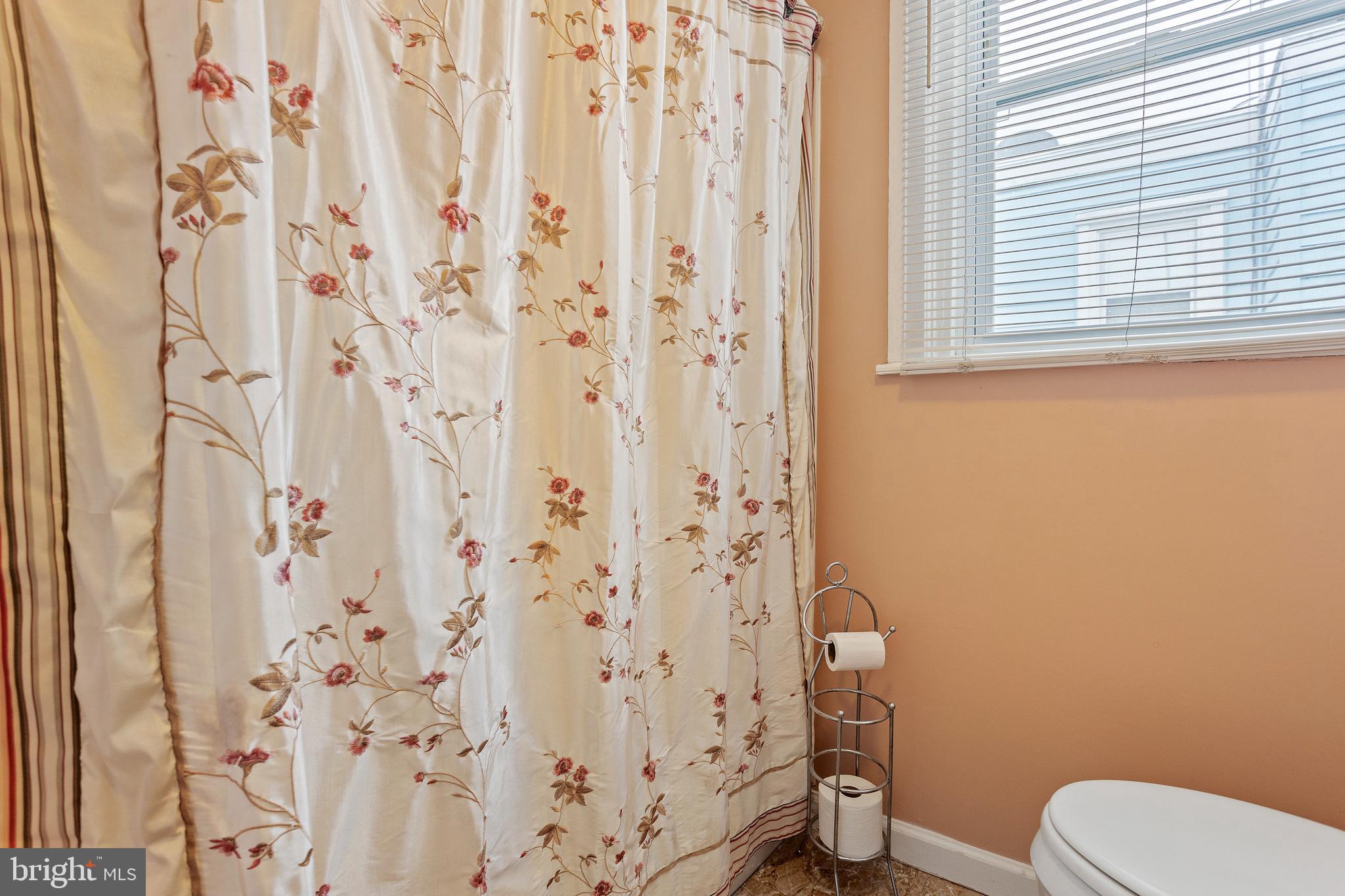 120 Harvin Road Upper Darby, PA 19082 - Photo 22 of 24