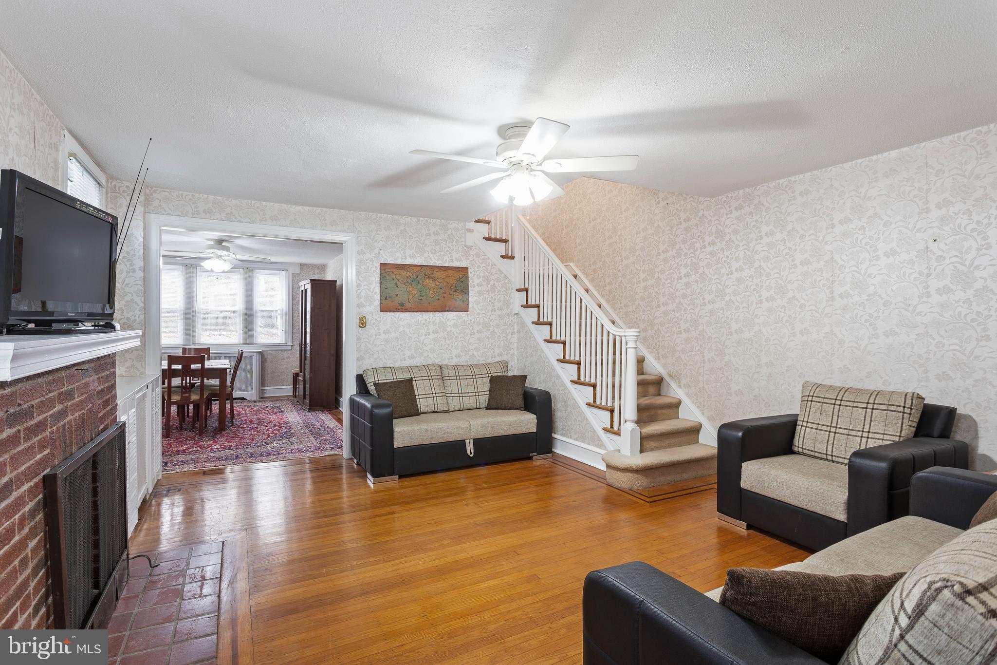 120 Harvin Road Upper Darby, PA 19082 - Photo 5 of 24