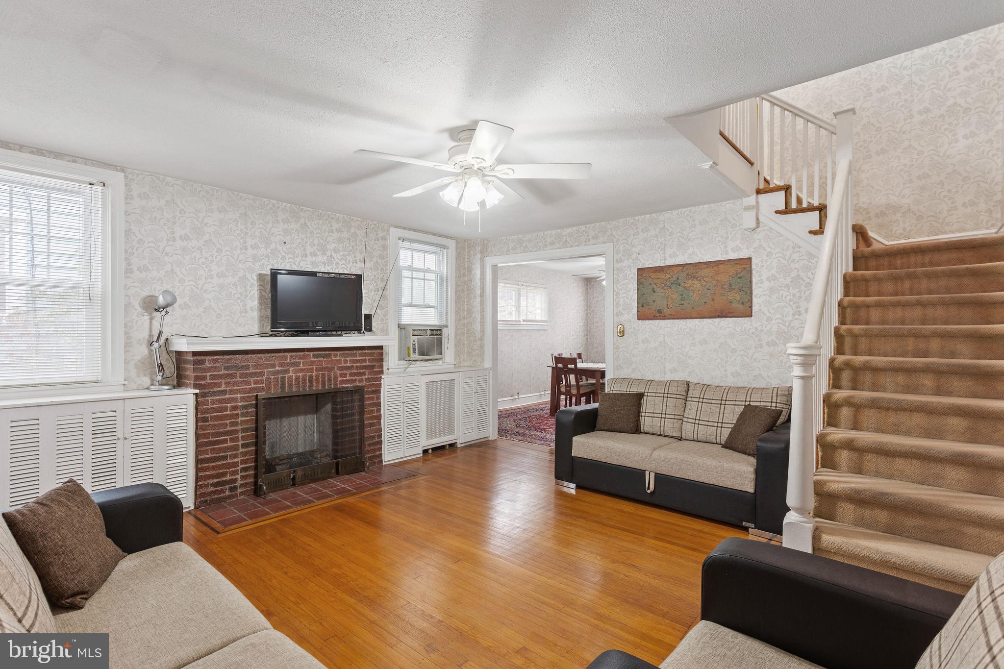 120 Harvin Road Upper Darby, PA 19082 - Photo 7 of 24