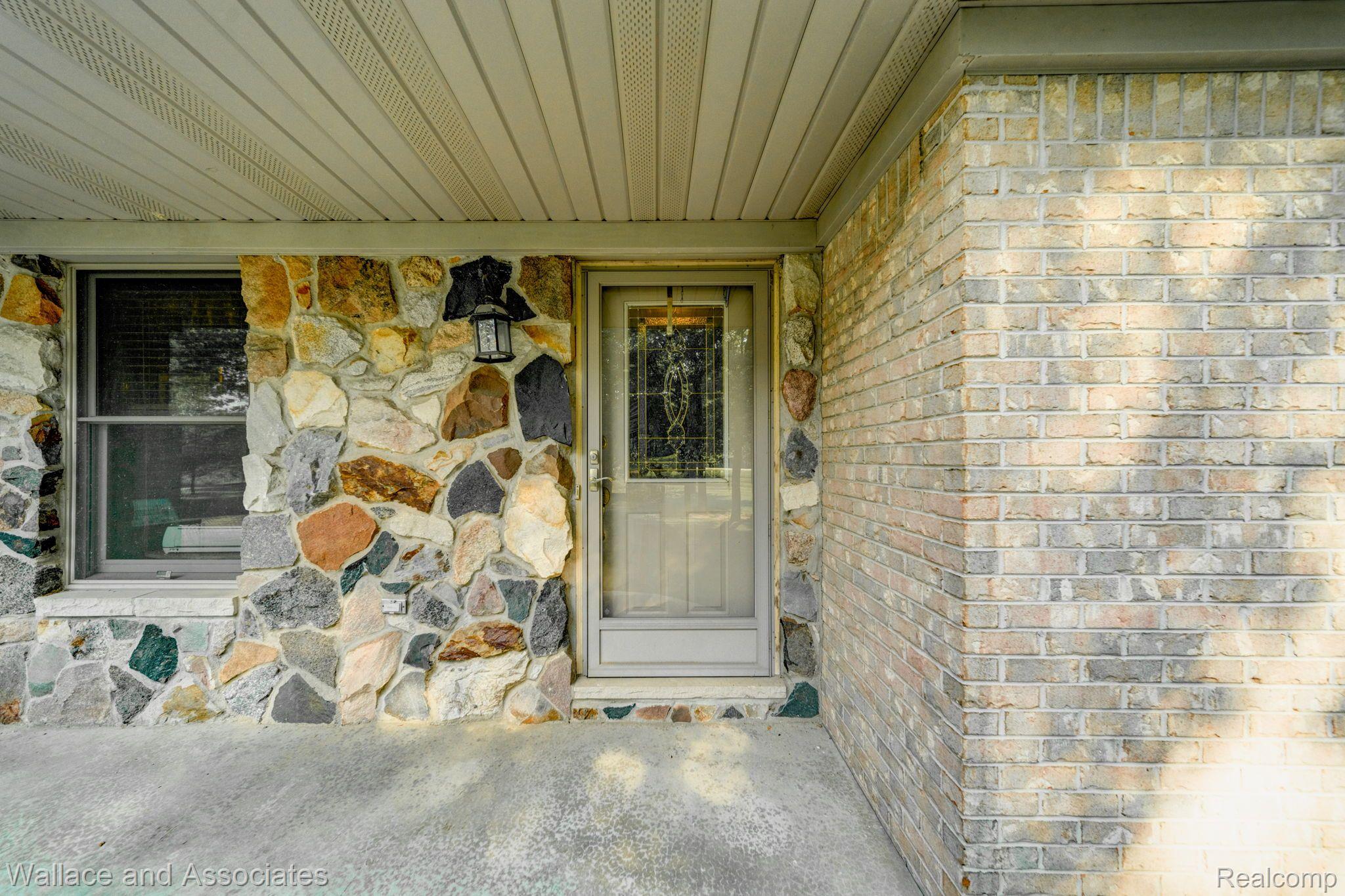 7827 Mason Road Yale, MI 48097 - Photo 5 of 65 Gallery Image 5