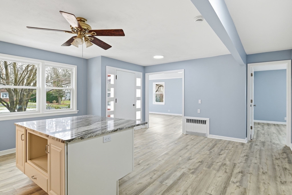 259 Ohio Avenue West Springfield, MA 01089 - Photo 11 of 30