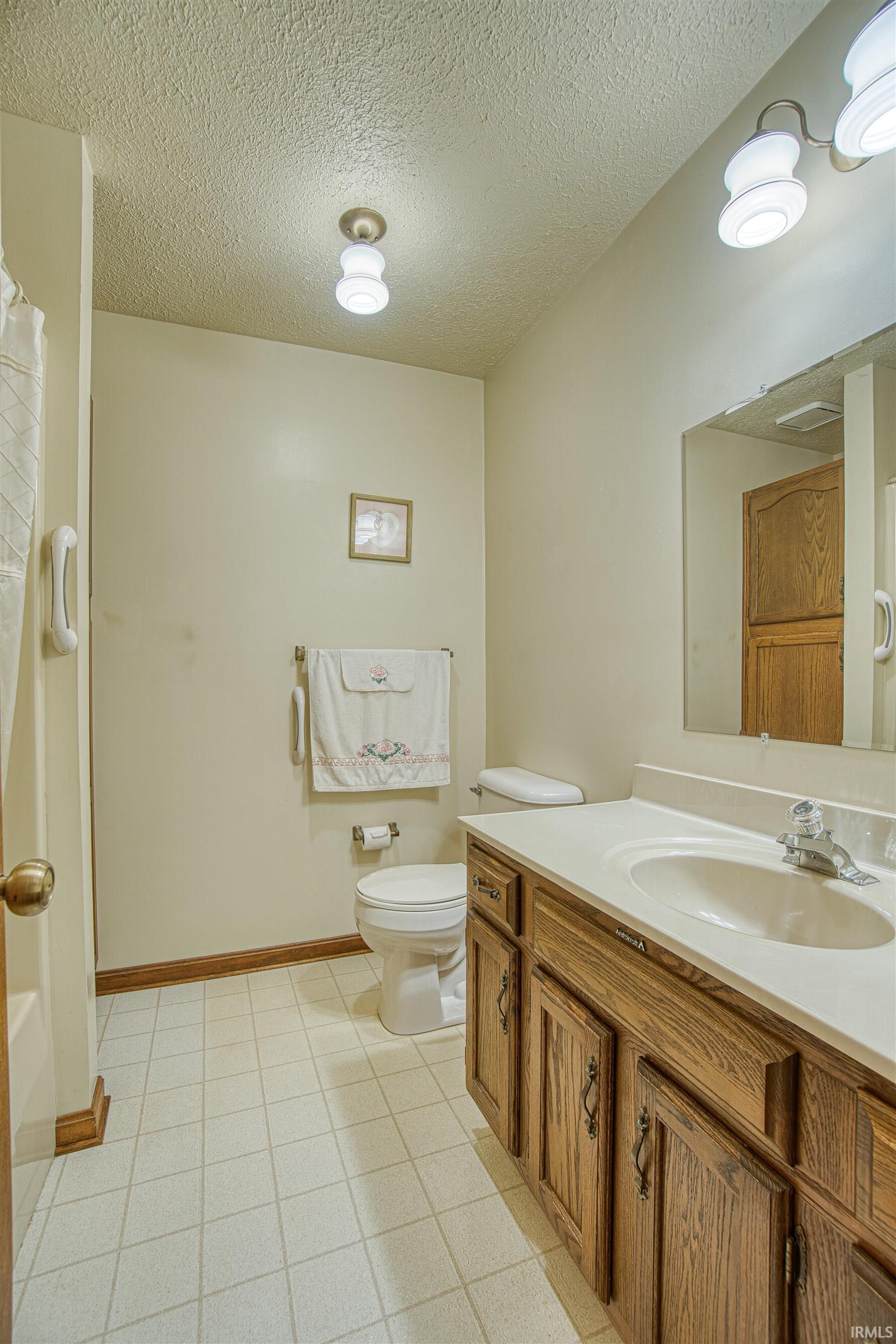 1925 North Meadow Road Evansville, IN 47715 - Photo 22 of 36 Gallery Image 22