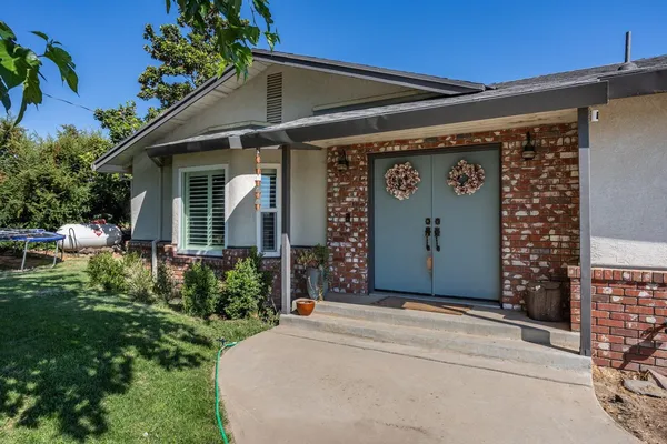 $1,399,000 | 9337 Creekside Lane, Modesto, CA 95357
