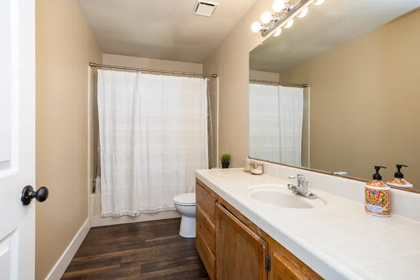 $1,399,000 | 9337 Creekside Lane, Modesto, CA 95357