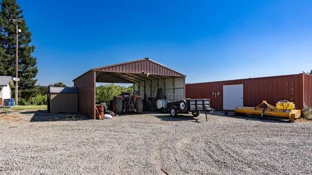 $1,500,000 | 9337 Creekside Lane, Modesto, CA 95357