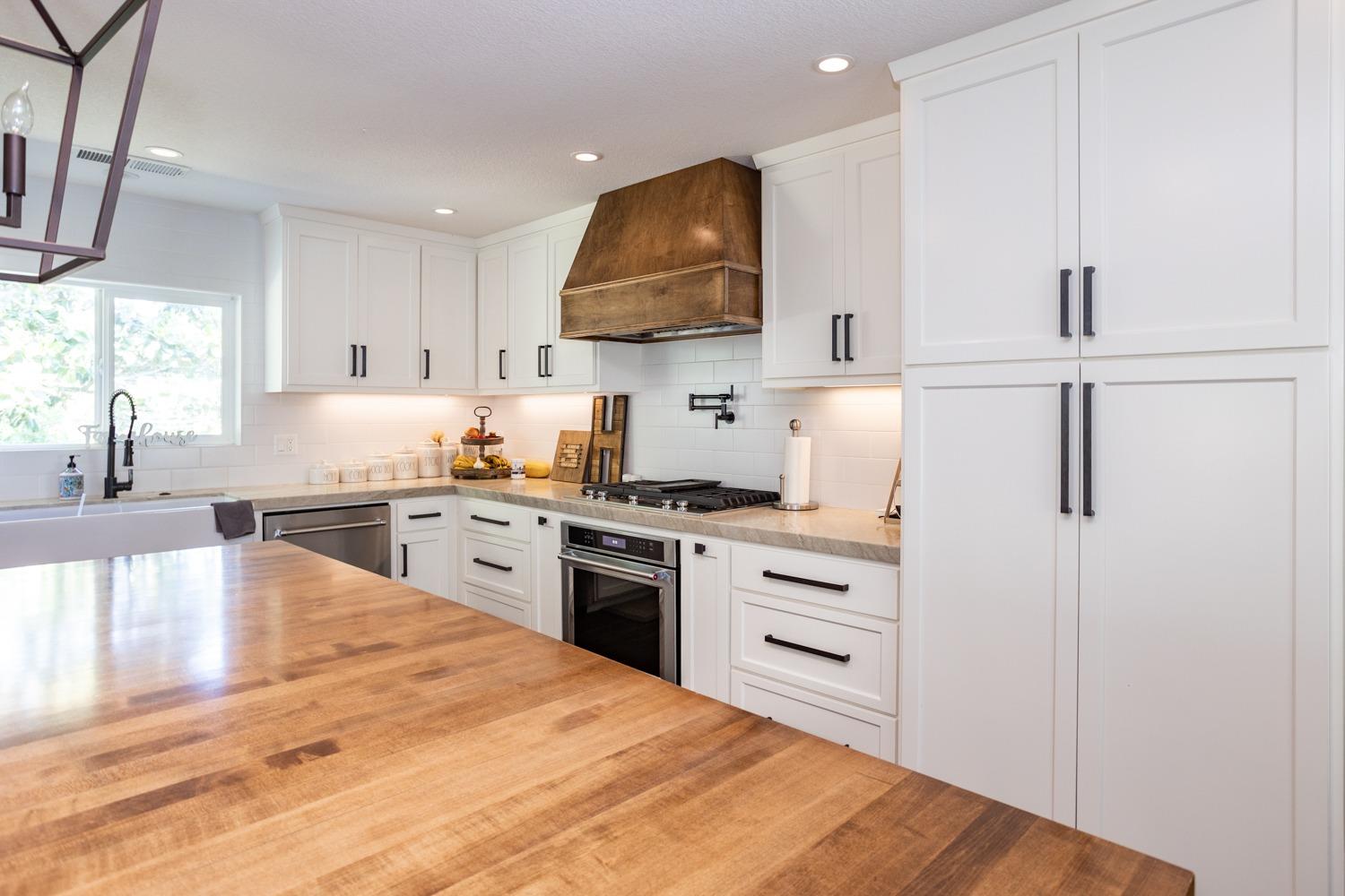 9337 Creekside Lane Modesto, CA 95357 - Photo 8 of 38