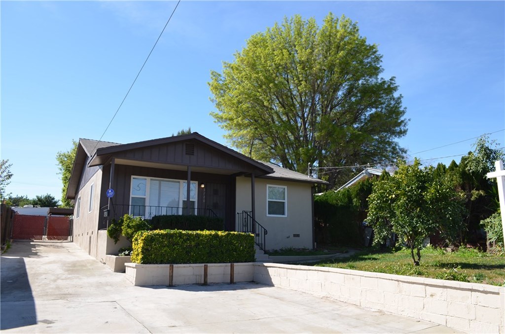 3720 Shamrock Avenue Riverside, CA 92501 - Photo 1 of 1 Park in front, driveway or in rear. Nicely painted exterior.