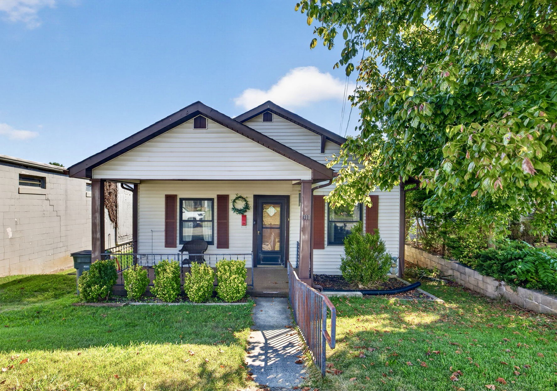 311 Clark Street Sparta, TN 38583 - Photo 1 of 21 Gallery Image 1
