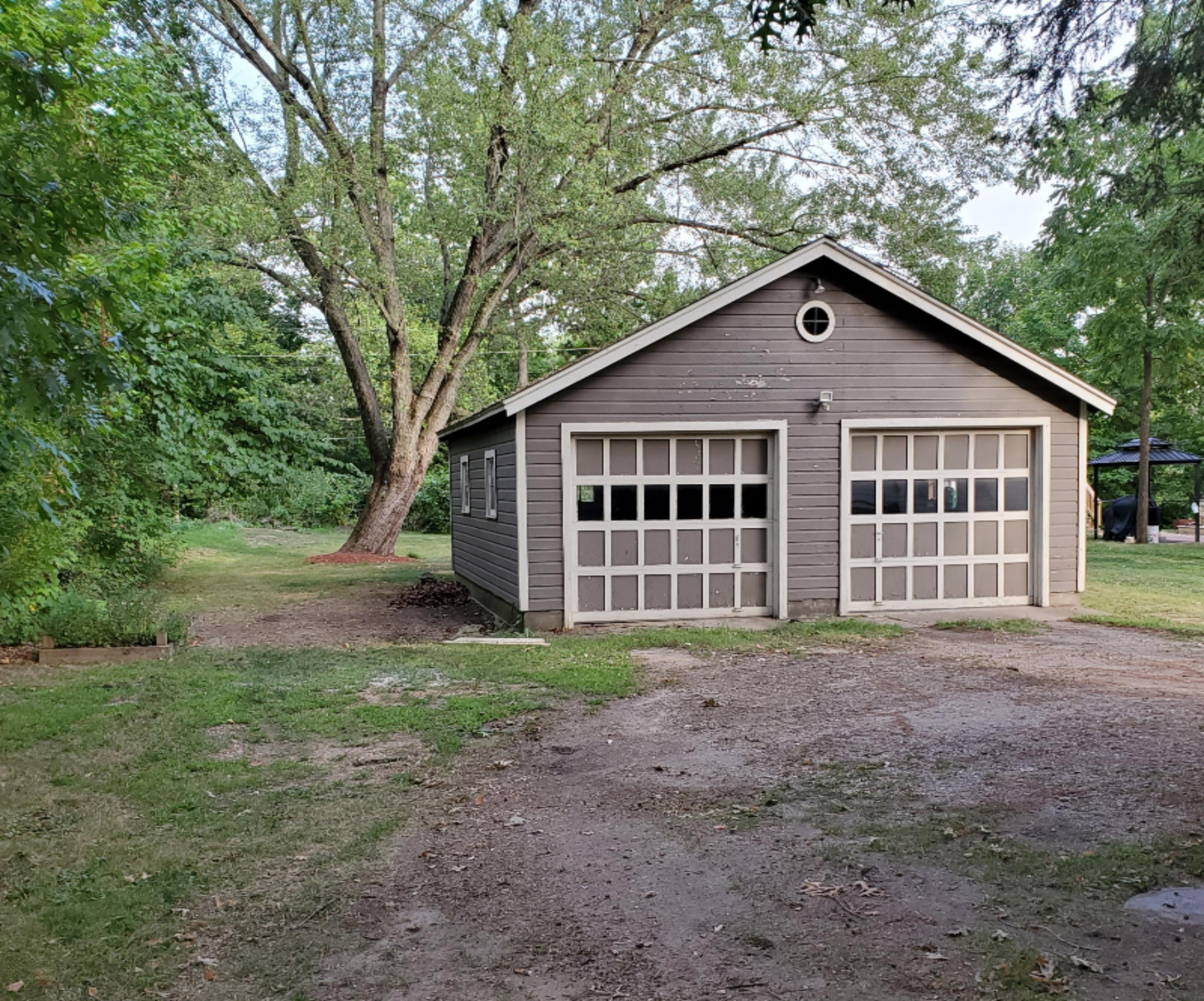 419 Portage Avenue Three Rivers, MI 49093 - Photo 5 of 28 20200831_183636
