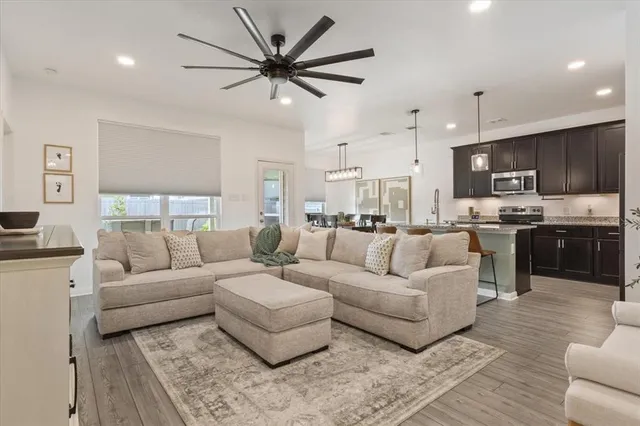 $319,900 | 7012 Llano Drive, Waco, TX 76633