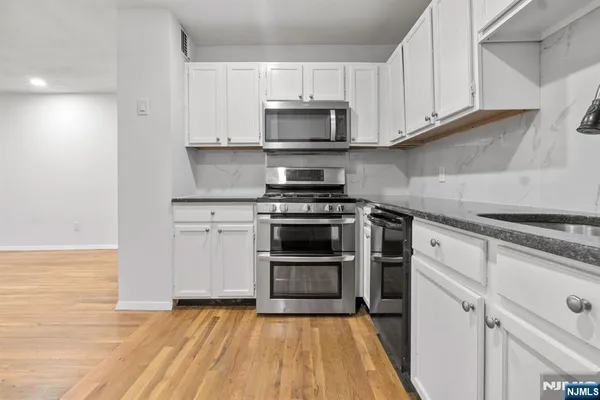 $450,000 | 109 Grand Avenue, Unit 1A, Englewood, NJ 07631