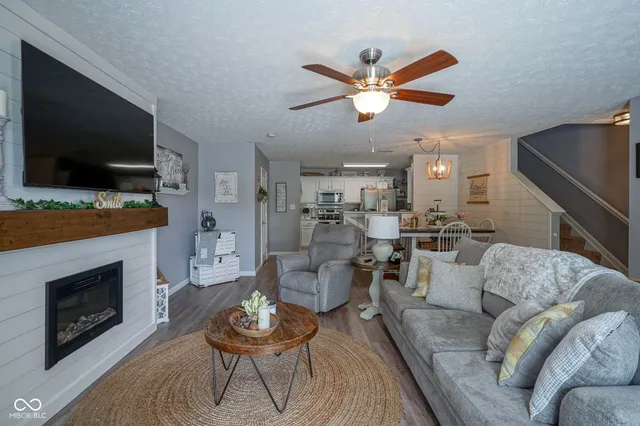 $254,900 | 11475 Clay Court, Unit 103, Fishers, IN 46037