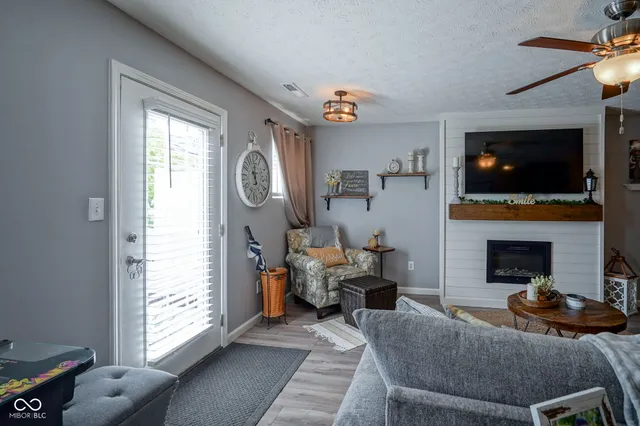 $254,900 | 11475 Clay Court, Unit 103, Fishers, IN 46037