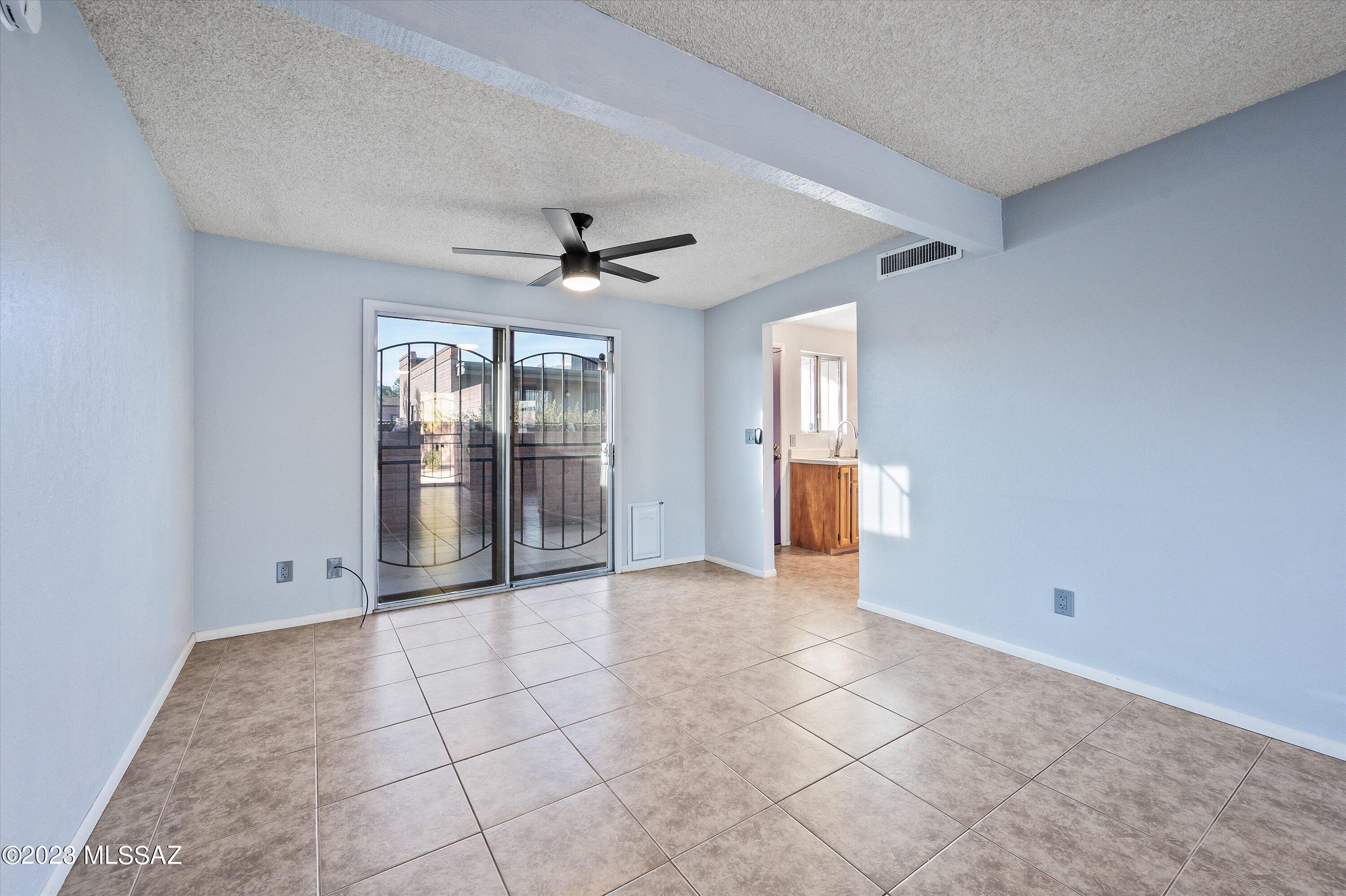 4324 East Blanton Road Tucson, AZ 85712 - Photo 6 of 29