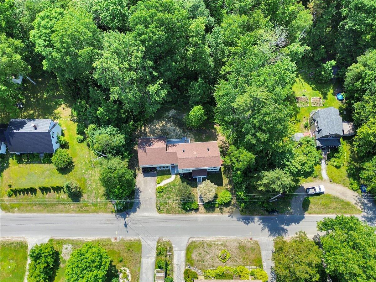 153 Cedar Street Belfast, ME 04915 - Photo 4 of 59
