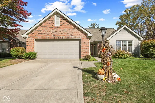 $329,900 | 8150 Silk Circle, Indianapolis, IN 46256